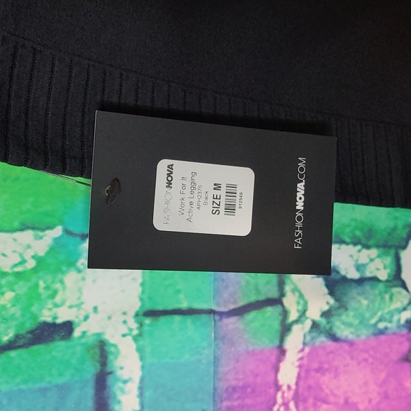 Active Legging - Picture 6 of 10